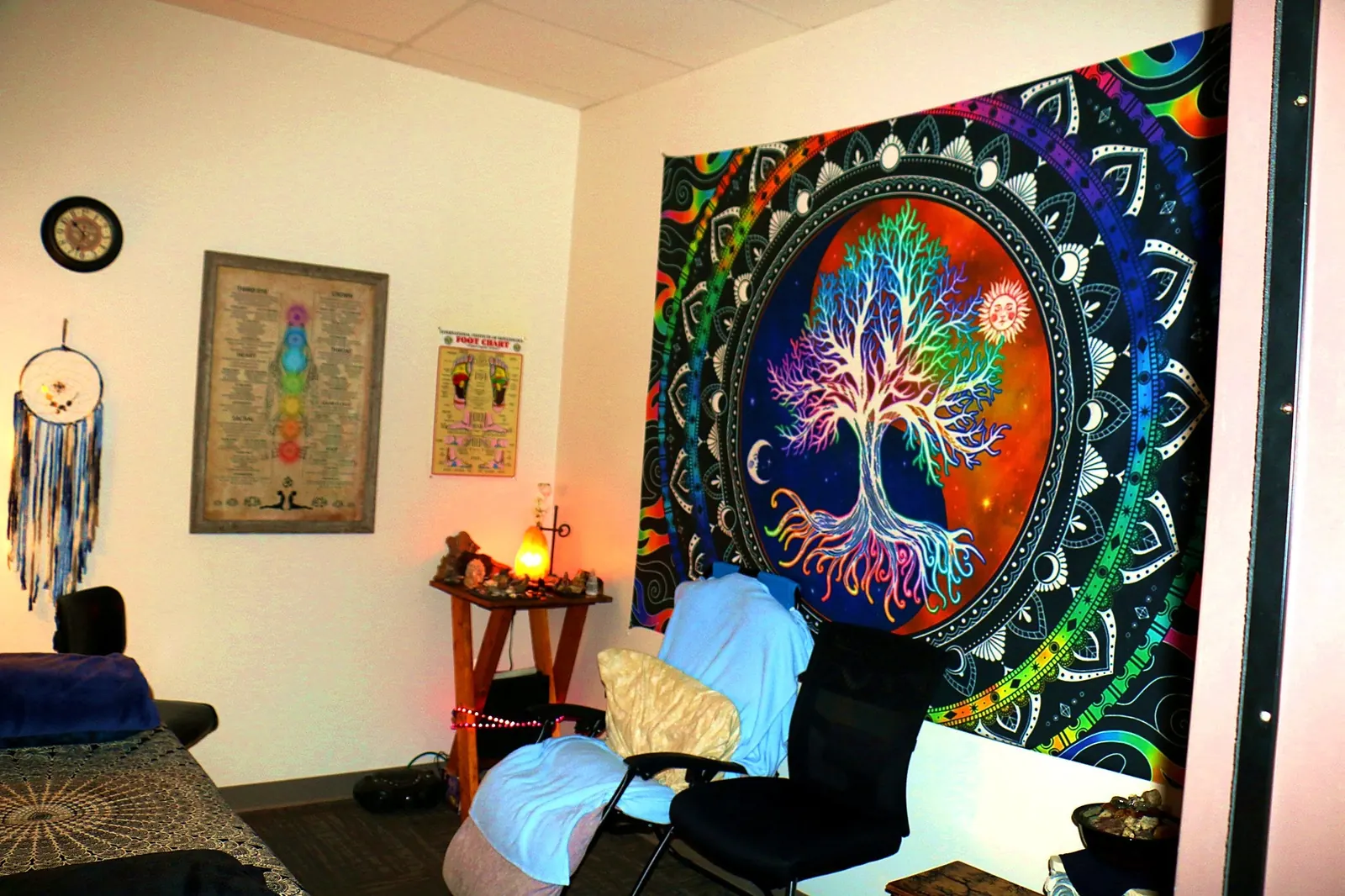 Tapestry wellness room at Renewed Wellness Mechanicsburg